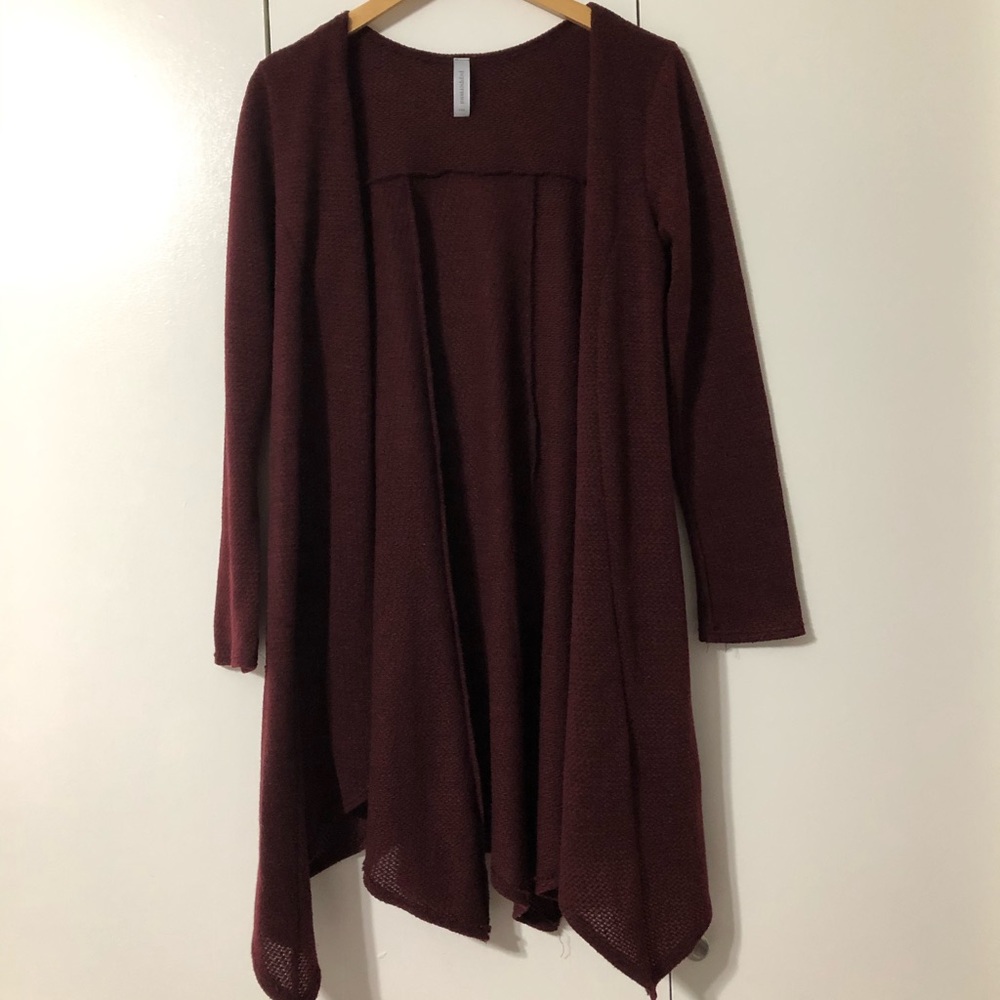 Peppermint long sleeve cardigan.